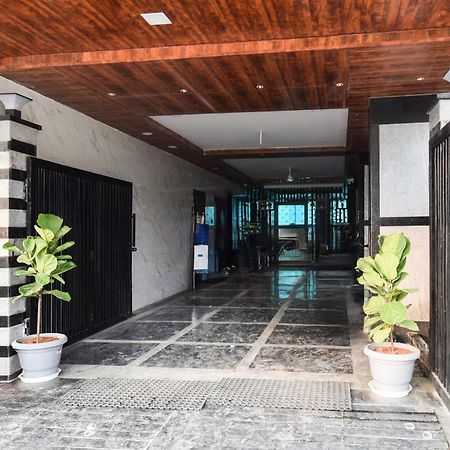 Отель Super Collection O Gachibowli Phase - 1 Near Isb Экстерьер фото