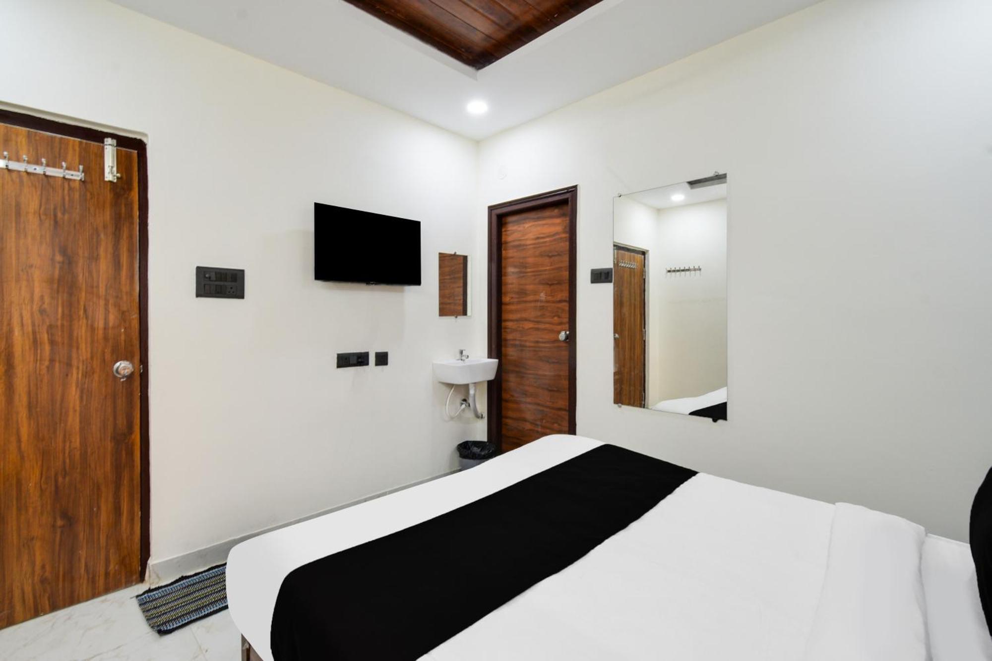 Отель Super Collection O Gachibowli Phase - 1 Near Isb Экстерьер фото